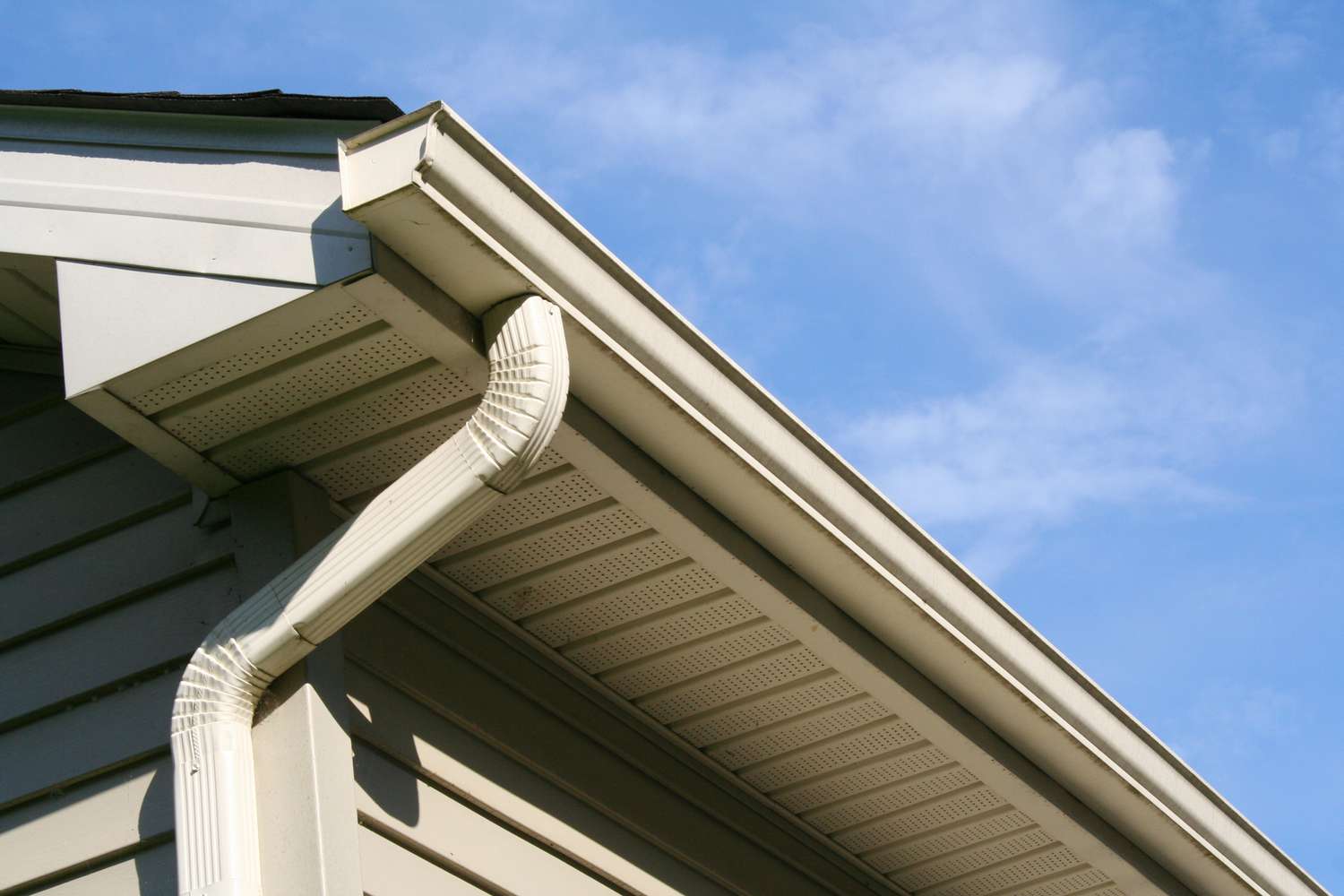 Gutter installation in East York