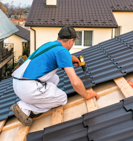 emergency roof repair service in East York