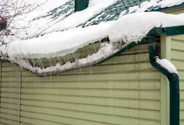 roofing contractor working safely in Edmonton